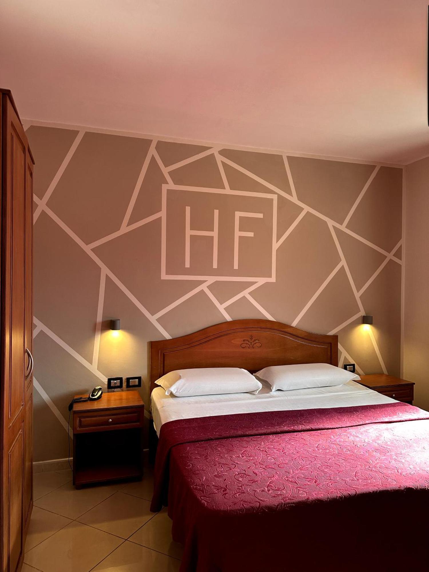Hotel Futuro Aversa Exteriör bild